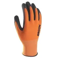 Pracovní a ochranné pomůcky