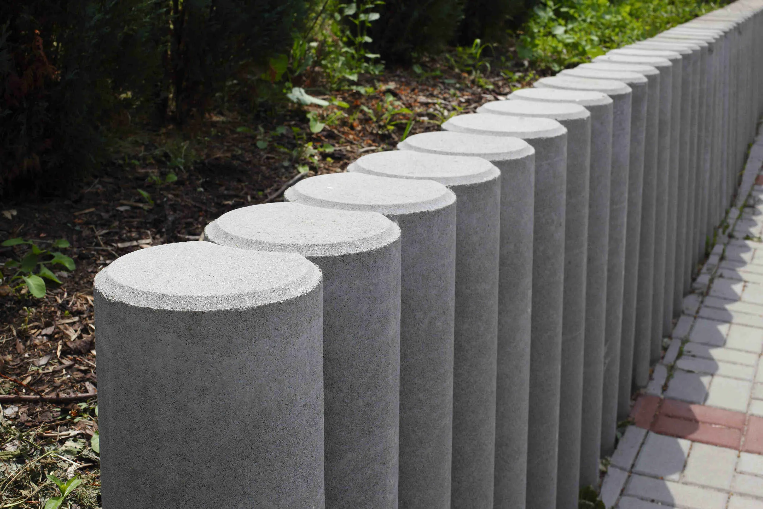 BEST-palisáda MASIV pr.200/1200mm, přírodní