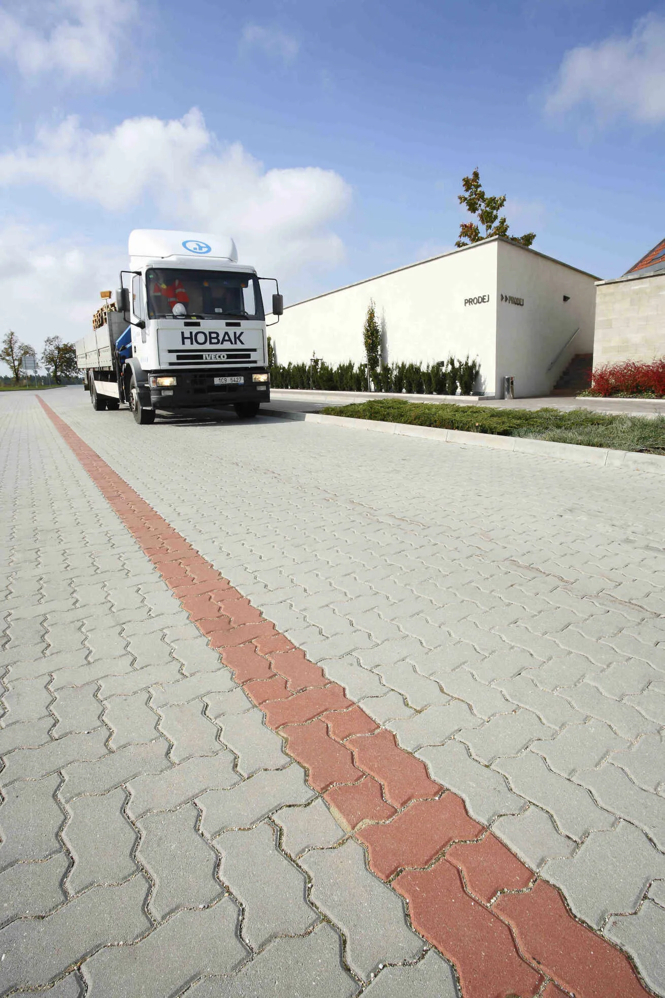 BEST-zámková dlažba BASE  80mm, červená