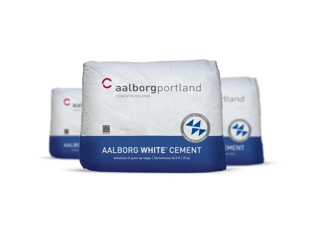 cement bílý CEM II A-L 52.5R dánský  25kg, 60p/pal